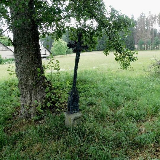 Kříž u samoty Skalka