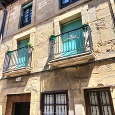 Casa Santa Engracia 55