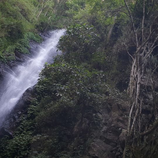 Dlundung Waterfall