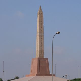 Cairo Airport obelisk