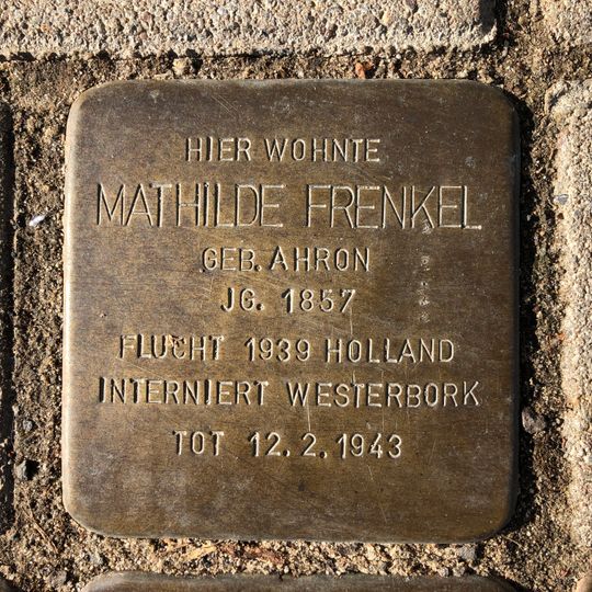 Stolperstein voor Mathilde Frenkel