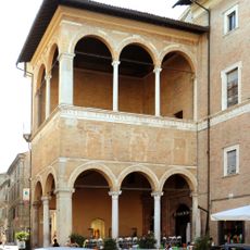 Loggia dei Mercanti