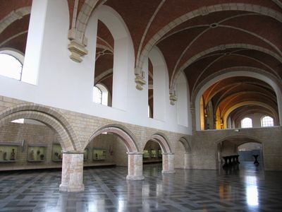 Interior 0