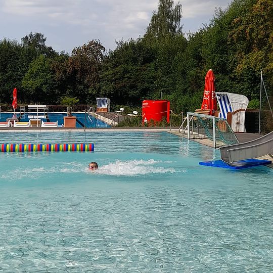 Städtisches Freibad Harth/Weiberg