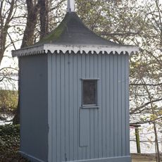 Hof van Moerkerken: badhuisje