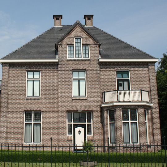 Sint-Fredericuskerk, pastorie