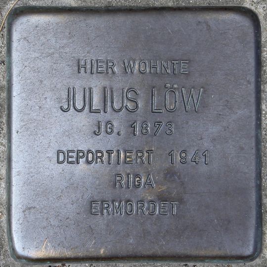 Stolperstein en memoria de Julius Löw