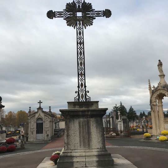 Croix de cimetière de Villefranche-sur-Saône