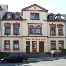 Wohnhaus in geschlossener Bebauung
