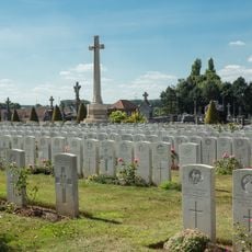 Aire Communal Cemetery, Commonwealth Plot