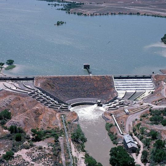 Lahontan Dam