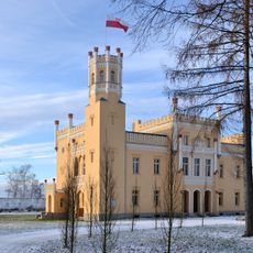 Zespół pałacowy w Naroku