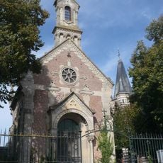 Chapelle funéraire d'Oneux