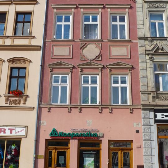 Mírové náměstí 96