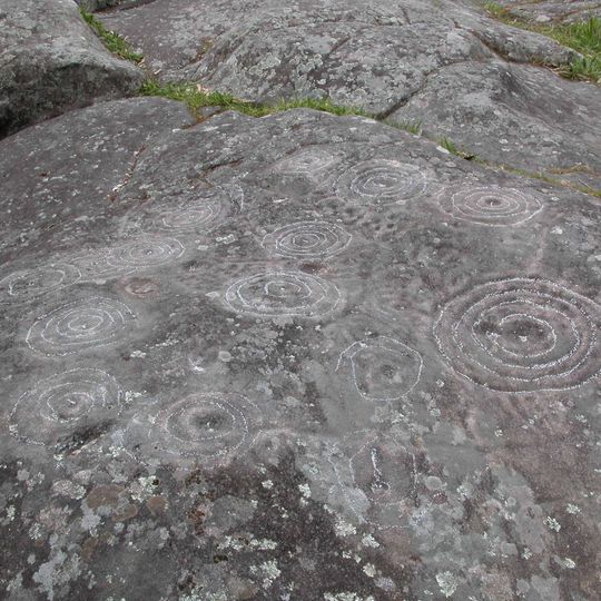 Pétroglyphes de Mogor