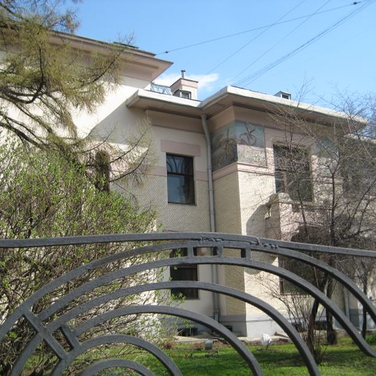 Главный дом