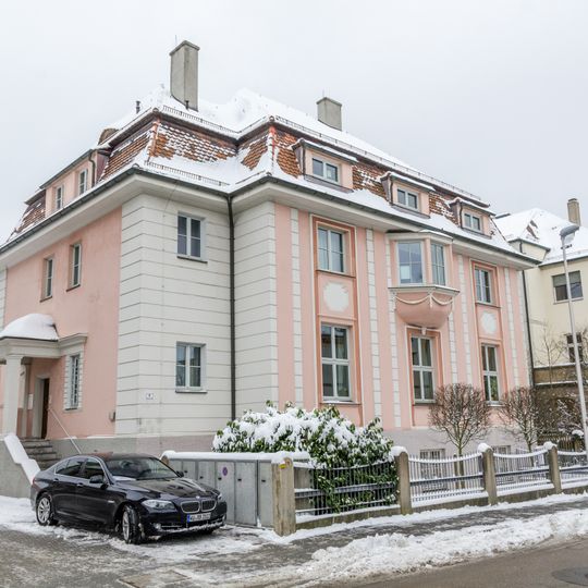 Villa, Dienstsitz des Regionalbischofs des Kirchenkreis Ansbach-Würzburg