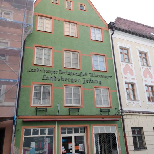 Wohnhaus mit Druckereiwerkstatt