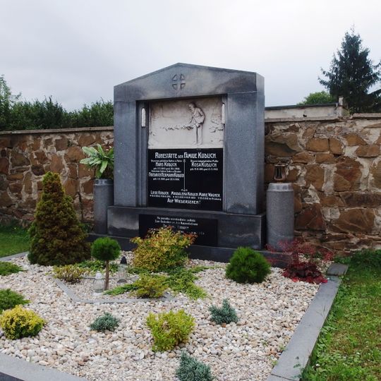 Kudlich family grave, Úvalno