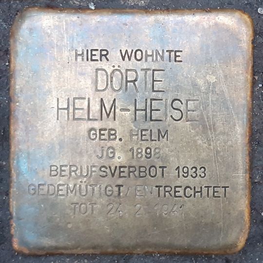 Stolperstein dedicated to Dörte Helm-Heise