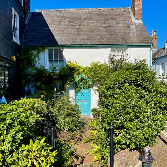 2, Cliffe High Street