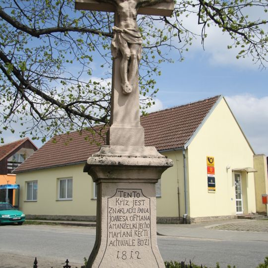 Kříž ve středu Rapotic