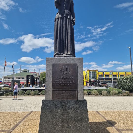 Norwegian Lady Statues