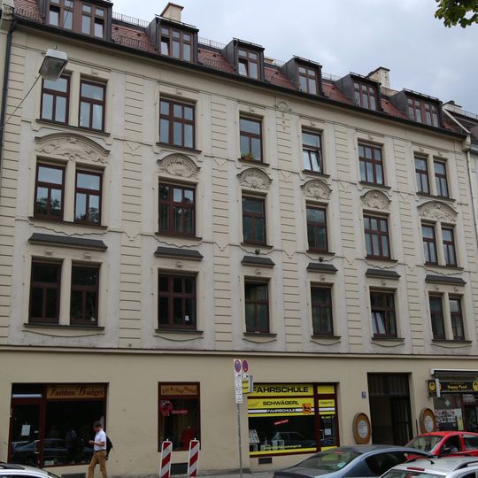 Humboldtstraße 38