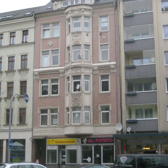 Mietshaus in geschlossener Bebauung Theaterstraße 48