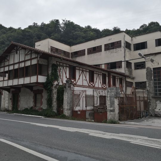 Araxes paper fabrika