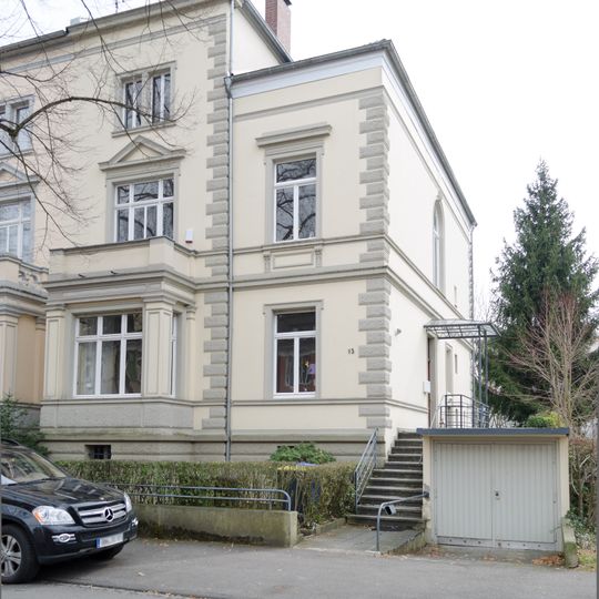 Karl-Finkelnburg-Straße 13