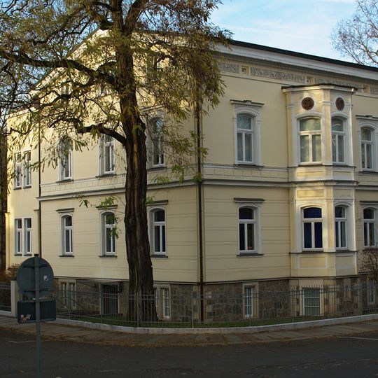 Wohnhaus Gustav-Mahler-Straße 2