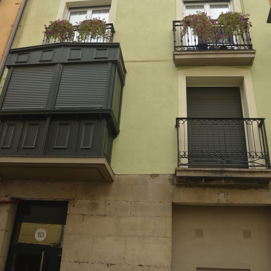 Kale Zaharra 10 etxea