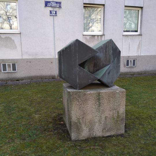 Kunstwerk "Prismenfigur", Oswaldgasse 19, Vienna