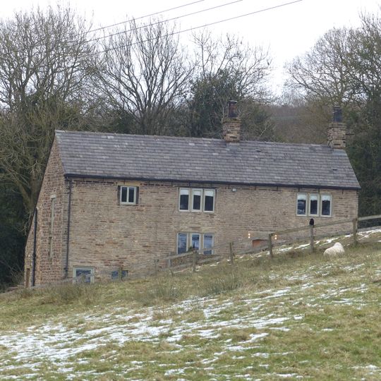 Peathill Farmhouse and barn