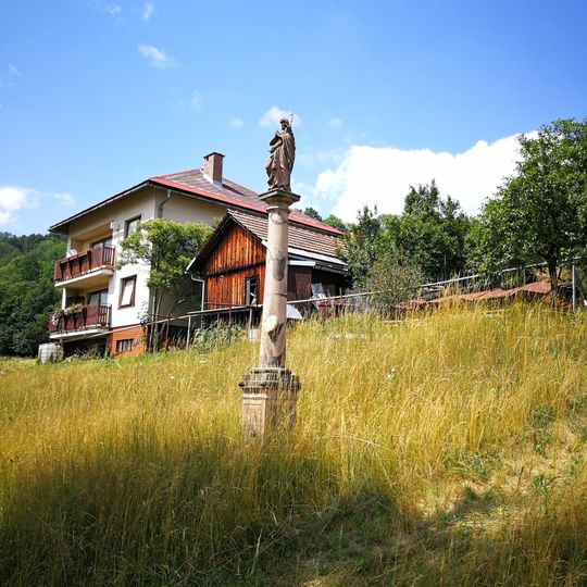 Sloup se sochou Panny Marie