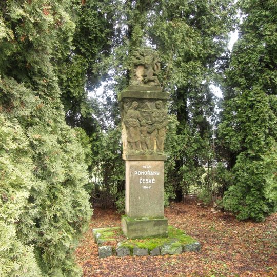 Pomník v Pohořanech na horním konci