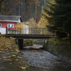 Most silnice II/453 přes Komorský potok v Komoře