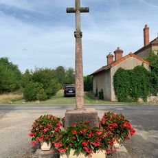 Croix de l'église de La Truchère