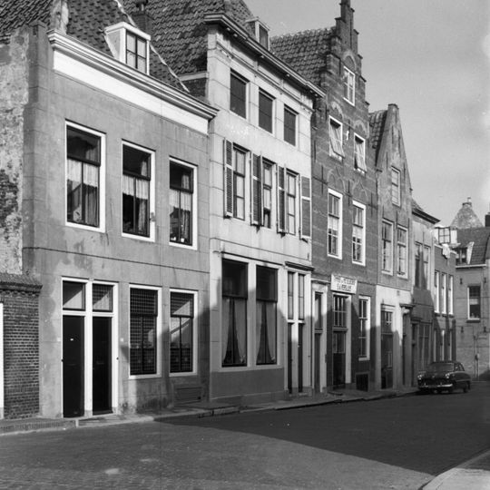 Brakstraat 1, Middelburg