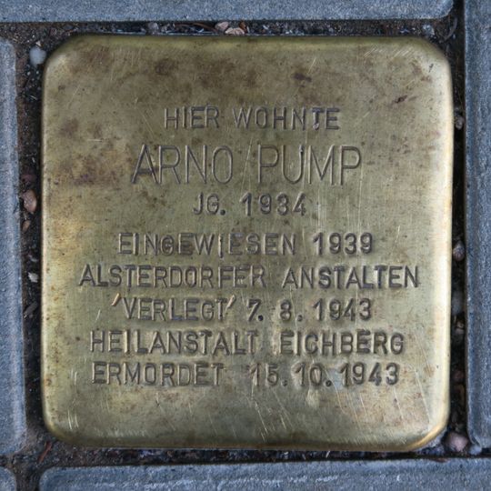 Stolperstein en memoria de Arno Pump
