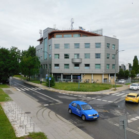 2 Równoległa Street in Warsaw