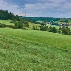 Quellhorizonte und Magerrasen am Albtrauf bei Niederhofen