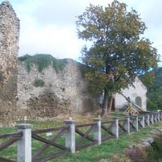 Hrad Modrý Kameň, múr hradbový