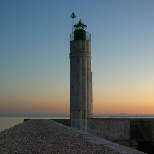 Manfredonia Molo di Levante Lighthouse
