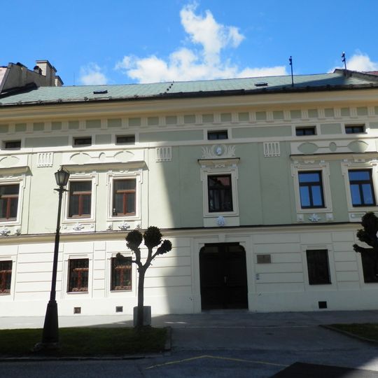 Katolícka fara so stodolou, fara