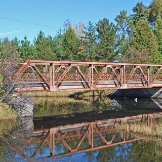 Old US 41–Backwater Creek Bridge