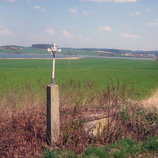 Kříž jižně od Střížovic