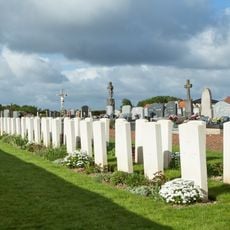 Givenchy-les-la-Bassee Communal Cemetery