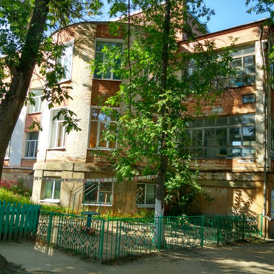 Образцовые ясли на 100 детей